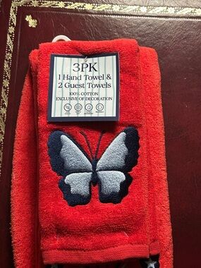 3 Piece Americana Butterfly Red Hand & 2 Guest Towel Set Embroidered Butterfly